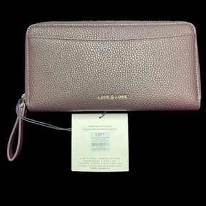 NEW Love & Lore Zipper Cardholder Maroon NEW with Tag